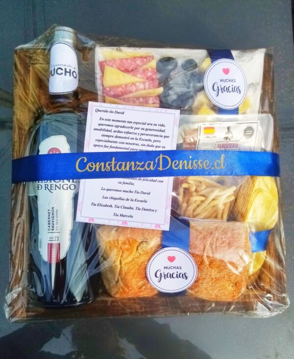 42- TABLA VINO + SNACKS $33.000_